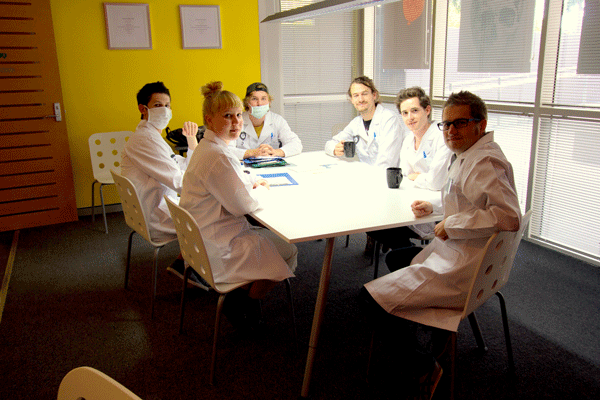 blogs/doctors-meeting.gif